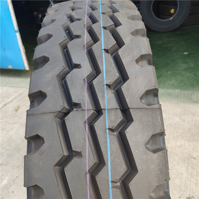 开运轮胎900r20 1000r20 1100 1200r20 全钢加强型耐磨载重货车胎