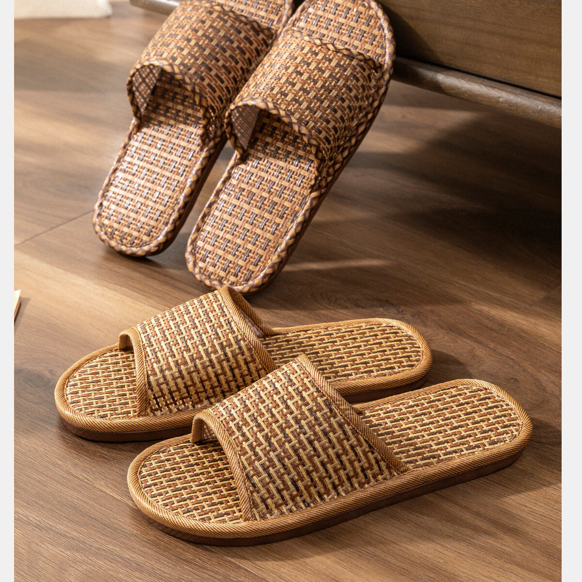 Runrou Bamboo Woven Rattan Grass Slippers Men Summer 2026 New Indoor Home Soft Sole Non-Slip Floor Cool Slippers Men 11