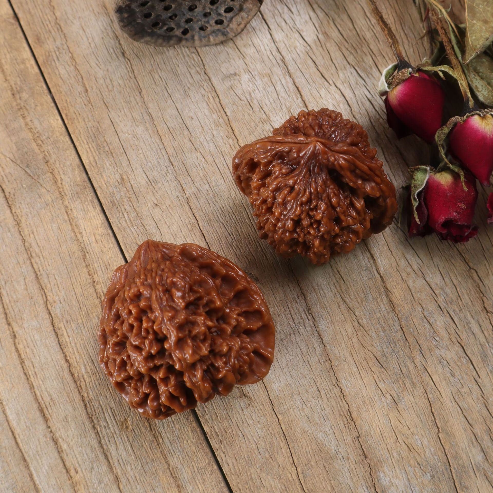 檀源祥 文玩核桃四座楼狮子头蟠龙纹古玩核桃精品一对 一件zclq17