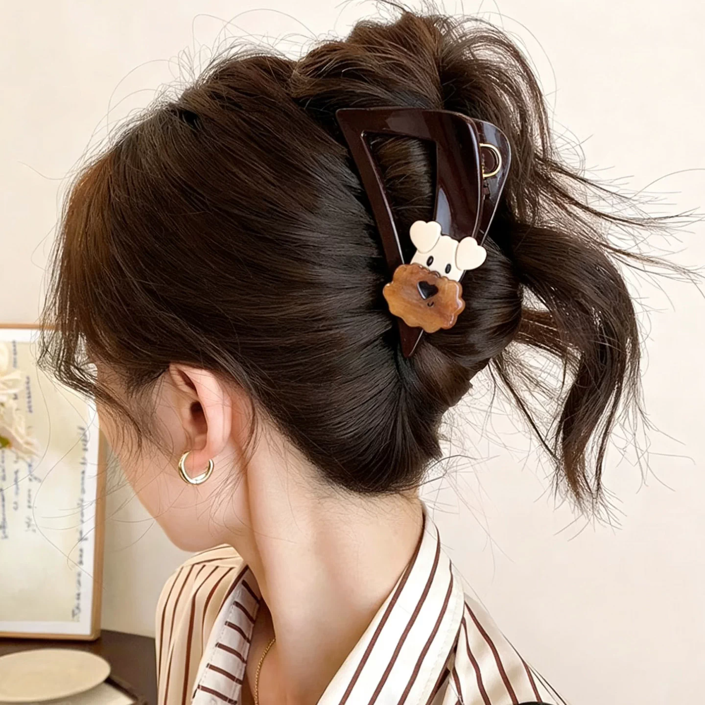 Ida Cartoon Dog Hair Claw Clip Large Size for Thick Hair 2026 New Premium Shark Clip for Back of Head 1