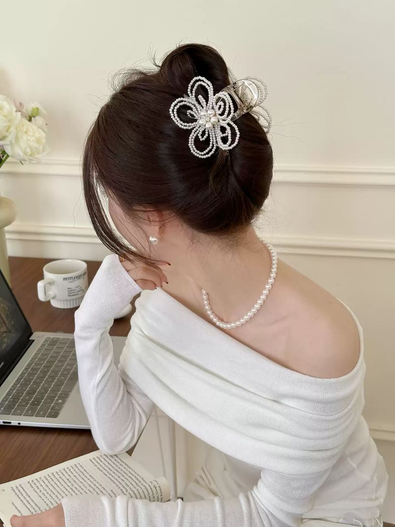 Idaer Pearl Flower Hair Claw Clip for Women Back of Head Shark Clip 2026 New Elegant Hairpin Birthday Gift for Girlfriend 7