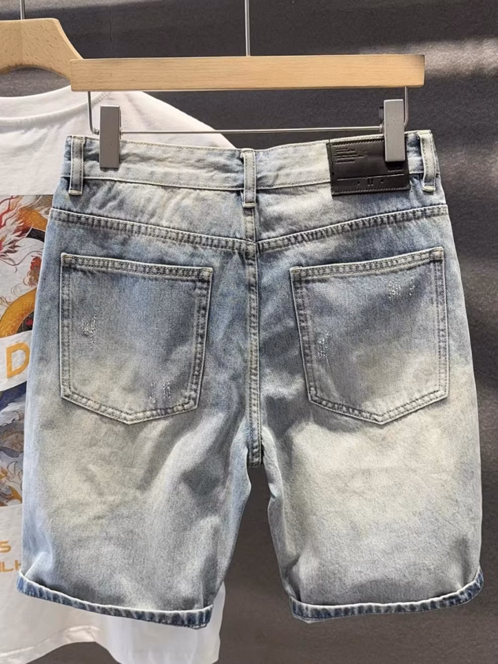 2026 Summer Trendy Brand Beggar Ripped Scratched Denim Shorts Men's Korean Version Trendy Straight Casual Five-point Pants, Blue 28_mkmklike.com