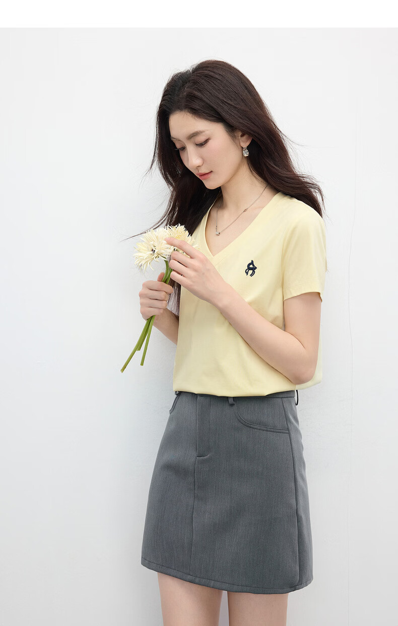 Sllsky Xinjiang Cotton V-Neck Shoulder T-Shirt Women 2026 Summer New Commuter Embroidered Short Sleeve Cool Top 22
