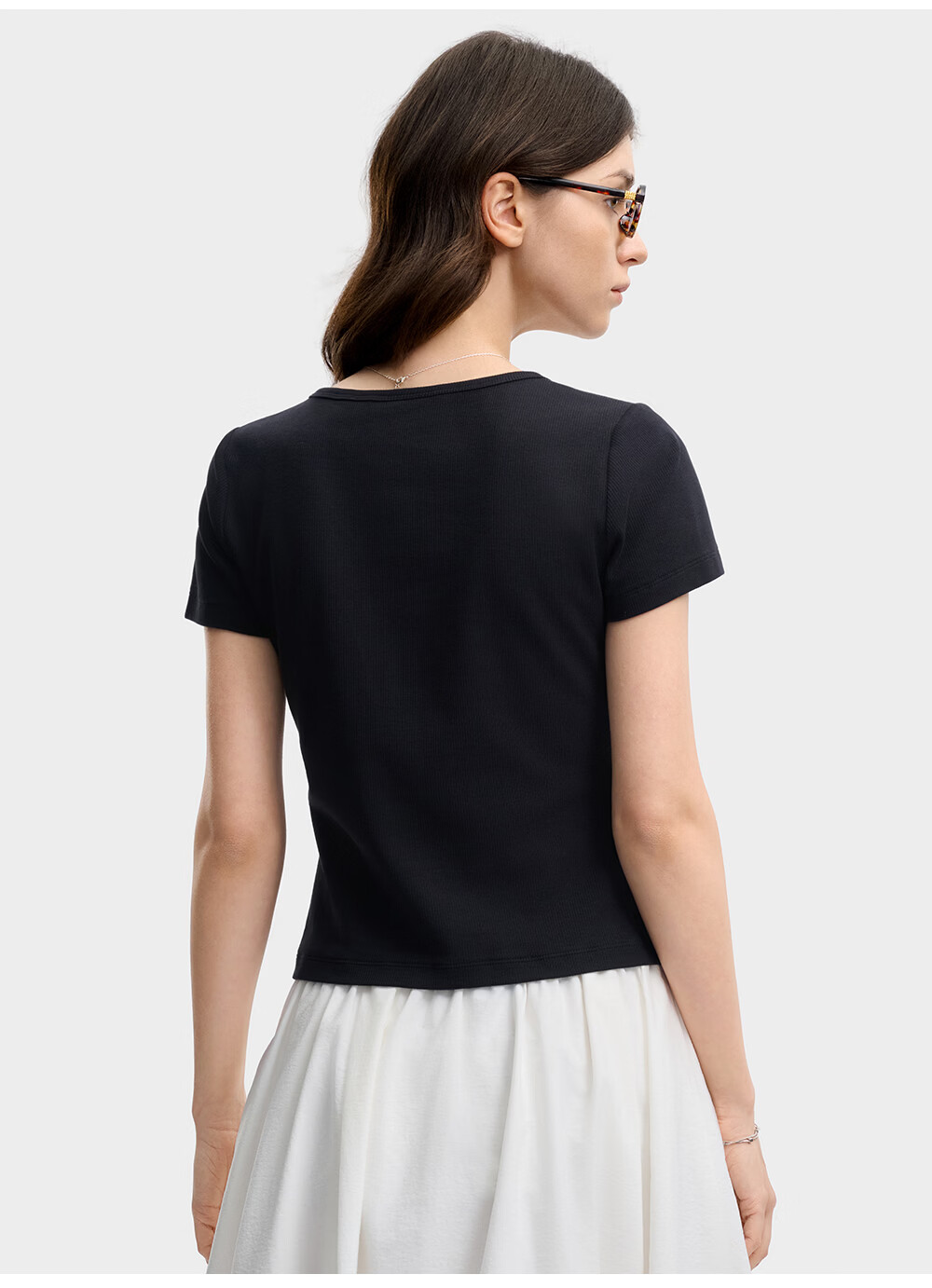 FILA Official Women's Knitted Short Sleeve Shirt 2026 Summer New Fashion Simple Slim Fit T-Shirt 12