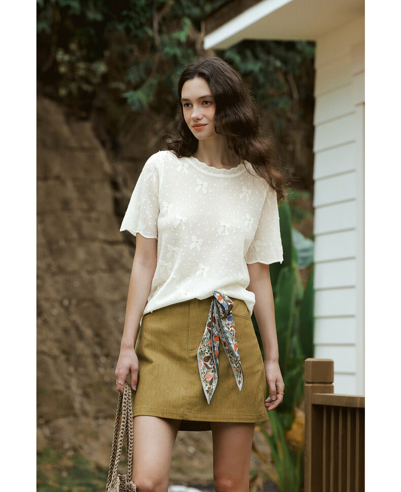 Olrain Summer New Bow Jacquard Pearl Embellished Short Sleeve Knit Top for Women Off-White XL 9