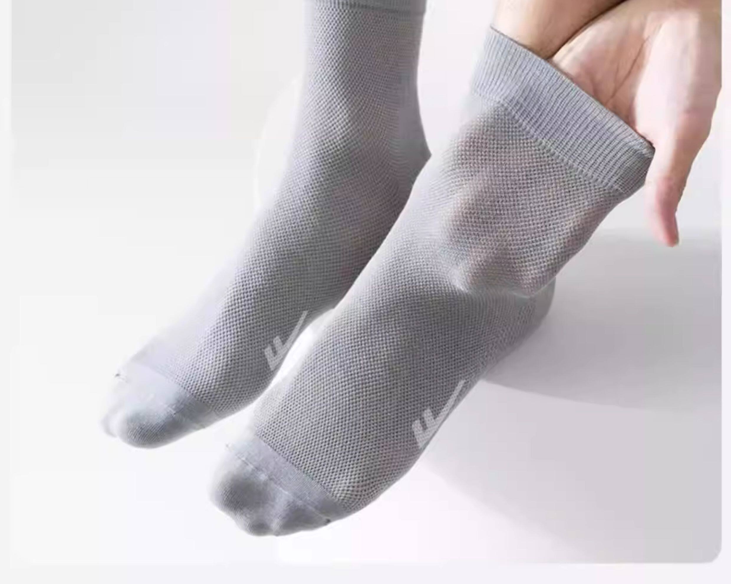 Warrior Men's Socks, Summer Thin Breathable Double-Sided Mesh Mid-Calf Socks, Xinjiang Cotton 7A Antibacterial Sweat-Absorbing Odor-Resistant Sports Socks 7