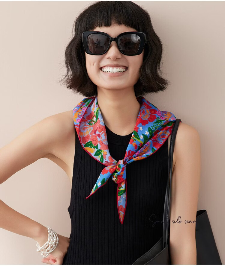 Lagur Rich Eternal 100% Mulberry Silk Original Illustration Scarf Triangle Silk Neck Scarf Gift for Mom Camellia Red 12