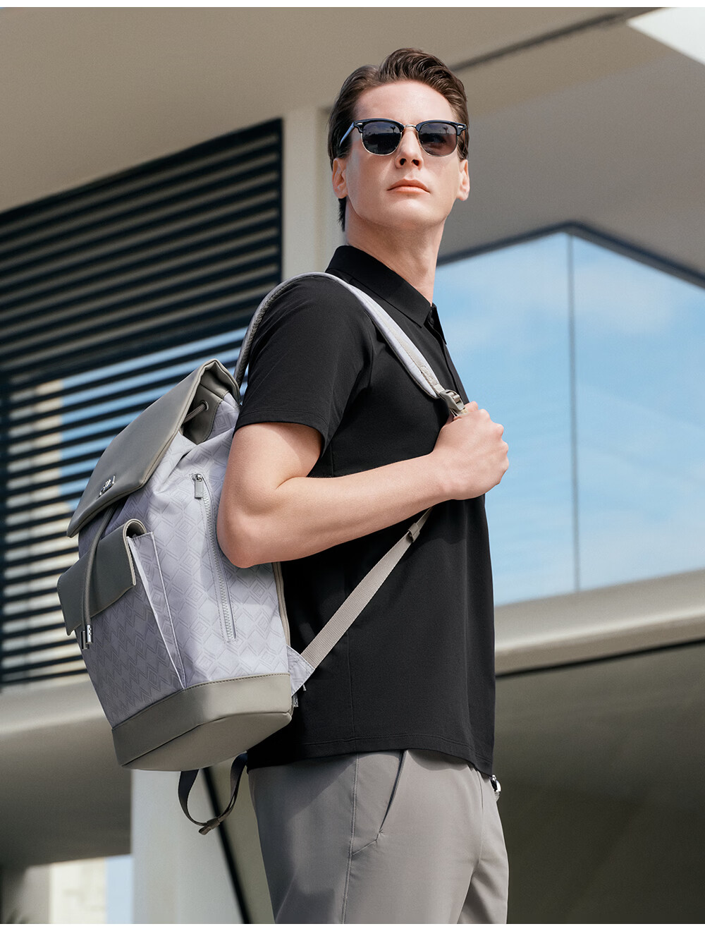 FILA Official "Black Warrior" Men's Commuter Fashion Casual Backpack Flap Double Shoulder Bag 10