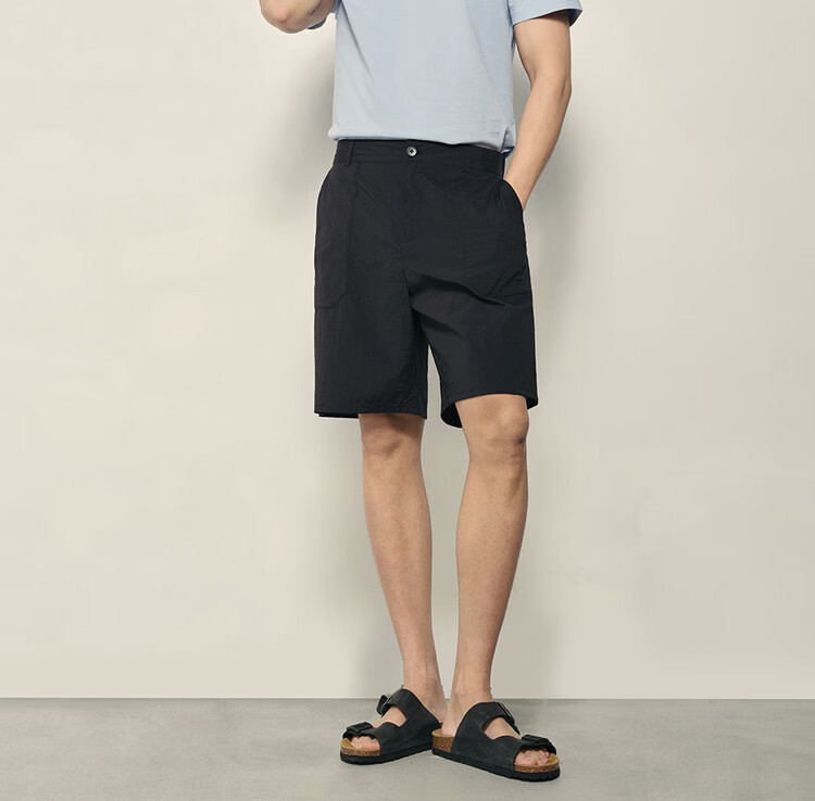 Giordano Men's 2026 Summer Textured Semi-Elastic Waist Casual Shorts Korean Style 01106598 18
