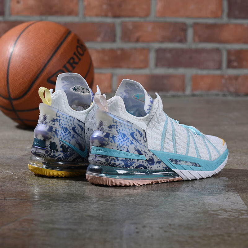 耐克(nike)詹姆斯18代男子气垫篮球鞋运动鞋实战水泥地运动鞋詹姆斯