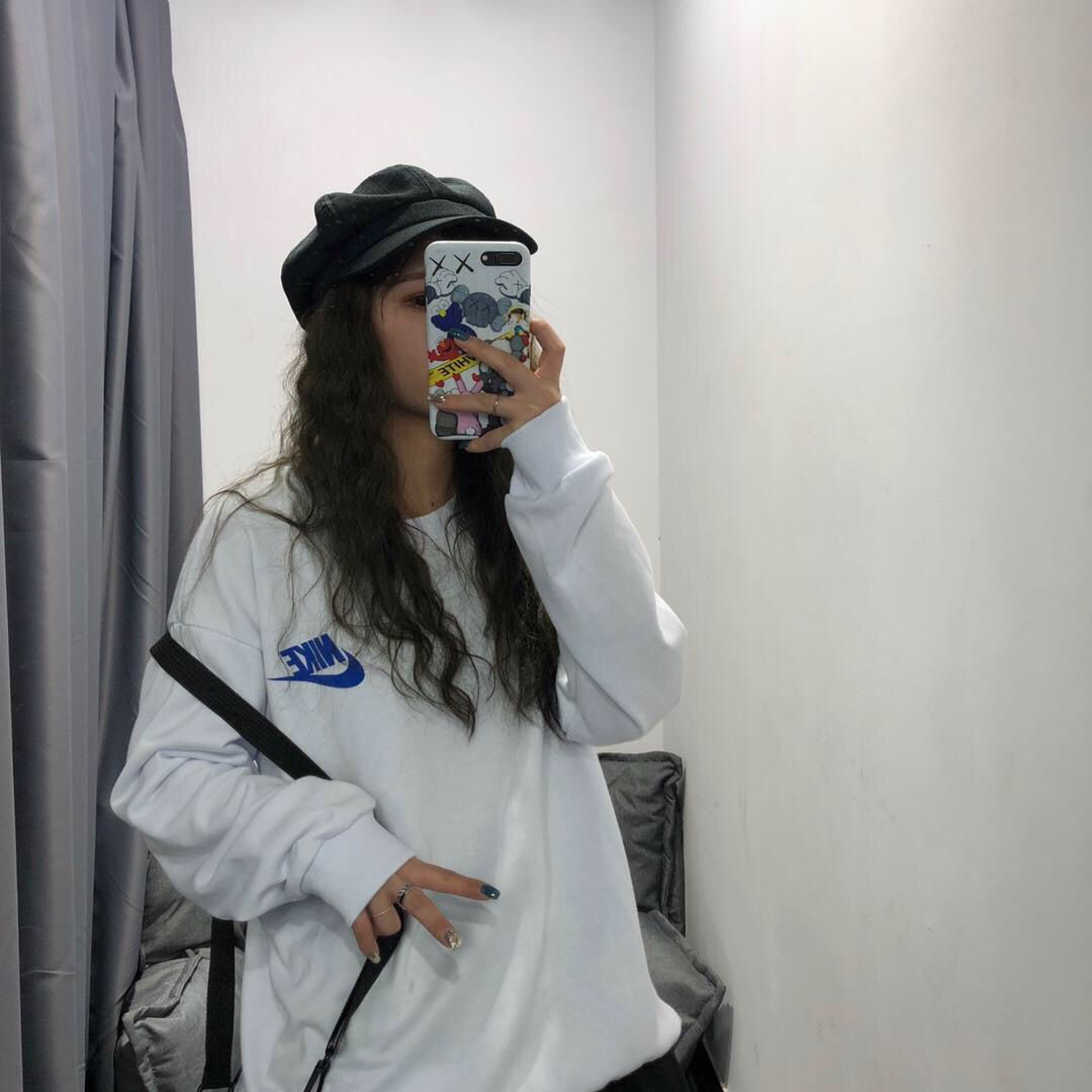 韩版时尚秋季潮牌快手网红同款男女卫衣,圆领套头背后条纹, 男女情侣