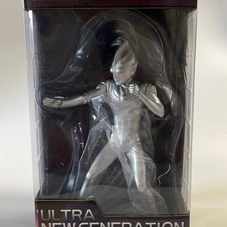 万代(bandai)xplus迪迦奥特曼人气儿童静态玩具25cm全新盒装不可发光