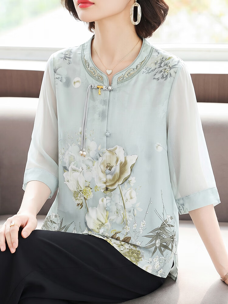Fengxiao Mom's Summer 2026 New Shirt for 60-70 Year Old Middle-aged and Elderly Grandma New Chinese Style Top 11