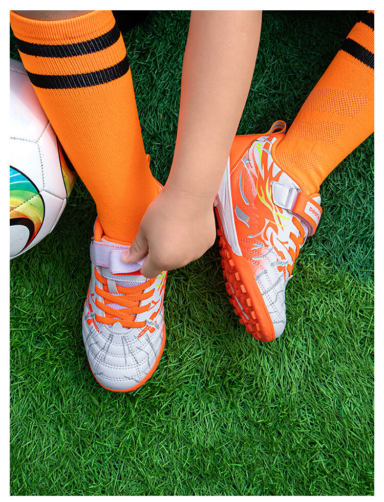 DEERWAY Kids Soccer Shoes TF Turf Studs for Boys Ages 6-12, Youth Training and Match Football Shoes, Fluorescent Green, Size 33 24