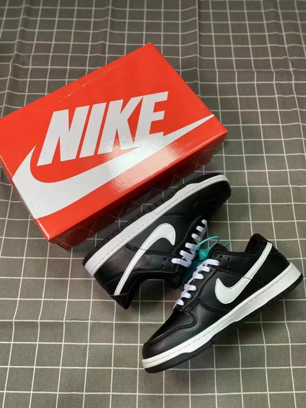 春夏新款dunksb黑白纯原低帮板鞋男女时尚百搭透气气垫运动鞋 大友克