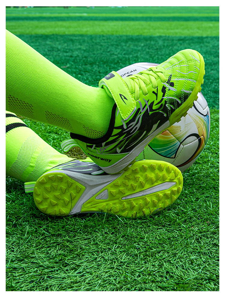 DEERWAY Kids Soccer Shoes TF Turf Studs for Boys Ages 6-12, Youth Training and Match Football Shoes, Fluorescent Green, Size 33 13