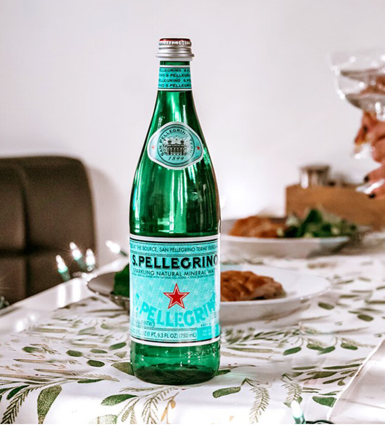 pellegrino聖培露氣泡水玻璃瓶含氣礦泉水鹼性蘇打水 玻璃瓶250ml*24