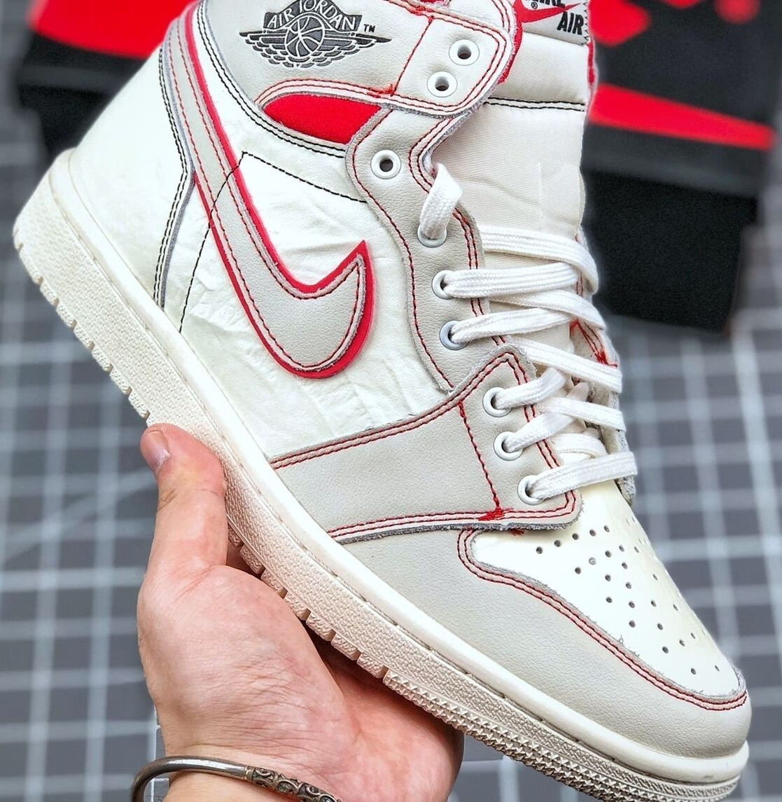 东京限定aj巴洛克灰银麂皮新倒勾芝加哥高帮篮球鞋莆田定制 其他配色