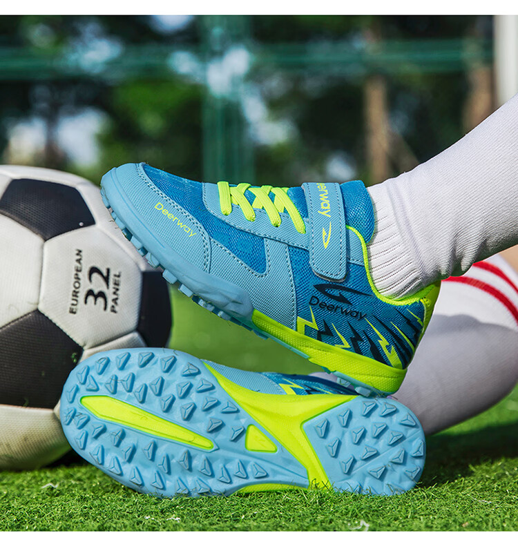 DEERWAY Kids Soccer Shoes Summer Mesh Breathable 6-12 Years TF Turf Cleats Boys Training Shoes Black Blue Purple Size 36 18