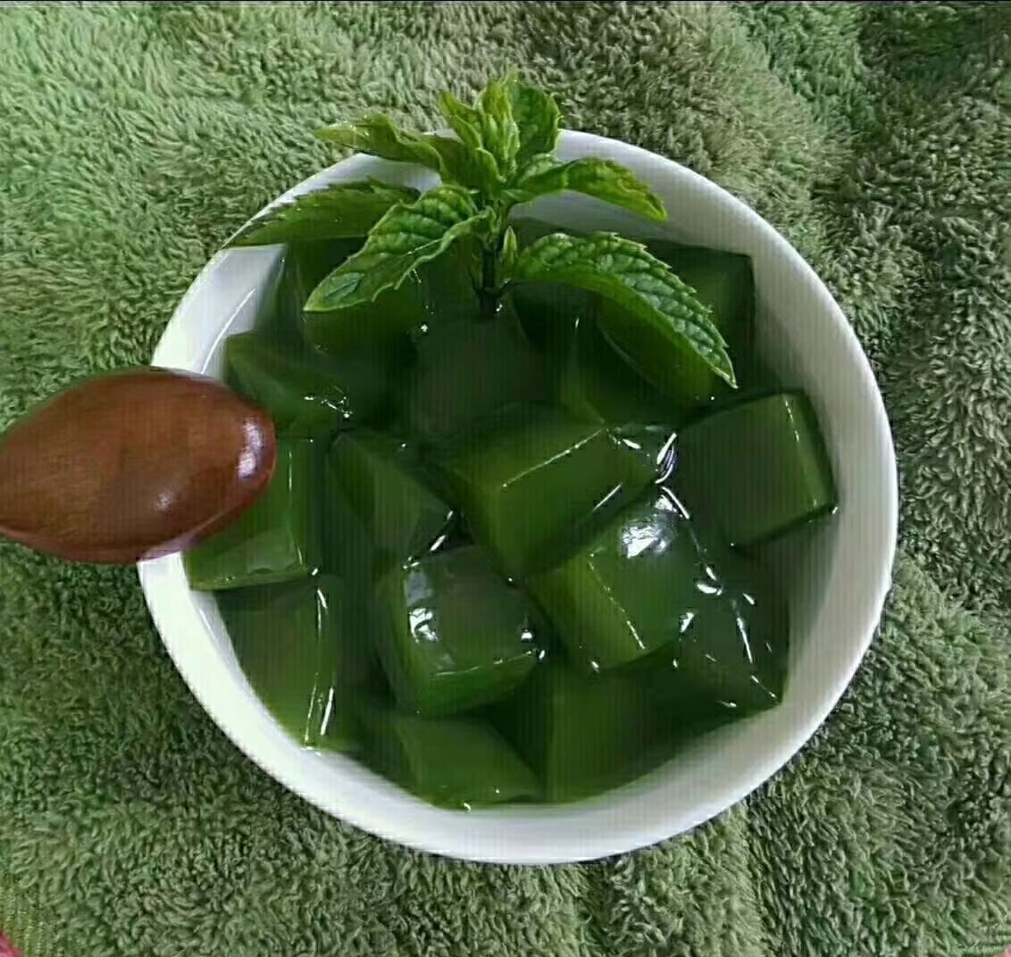 伟博1份5斤新鲜凉粉草,广东绿凉粉,仙人草,甜品绿凉粉原料,黑凉粉 1份