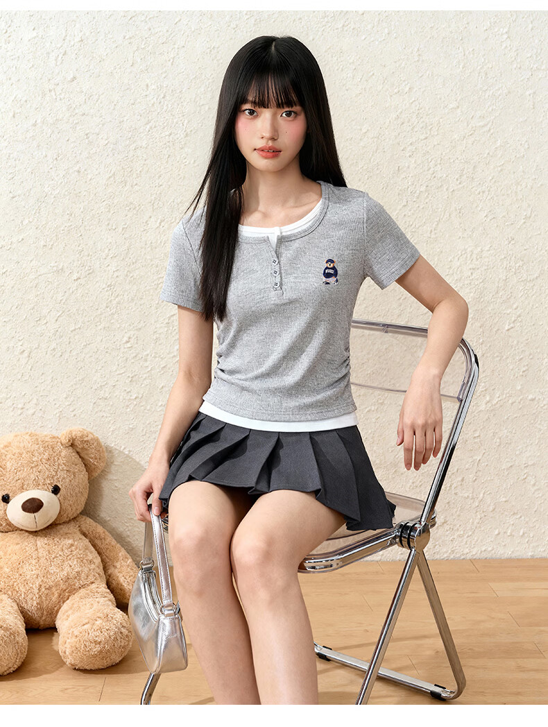 SPAO Bear Print Faux Two-Piece Colorblock Short Sleeve T-Shirt Women 2026 Summer Slim Ruched Shoulder College Style Crop Top 10