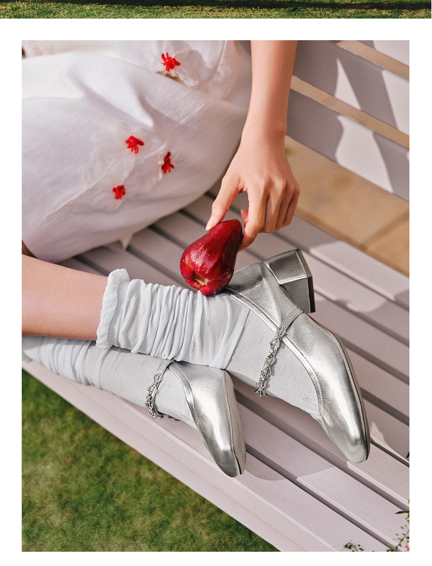 TATA Lu Yuxiao Sweetheart Retro Mary Jane Shoes Off-White Lambskin 4CM Heel Size 39 17