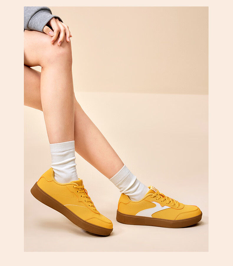 Xtep Vitality Training Shoes Women's Sneakers Summer Breathable Classic Thin Sole Low-top Lightweight Casual White Shoes 32