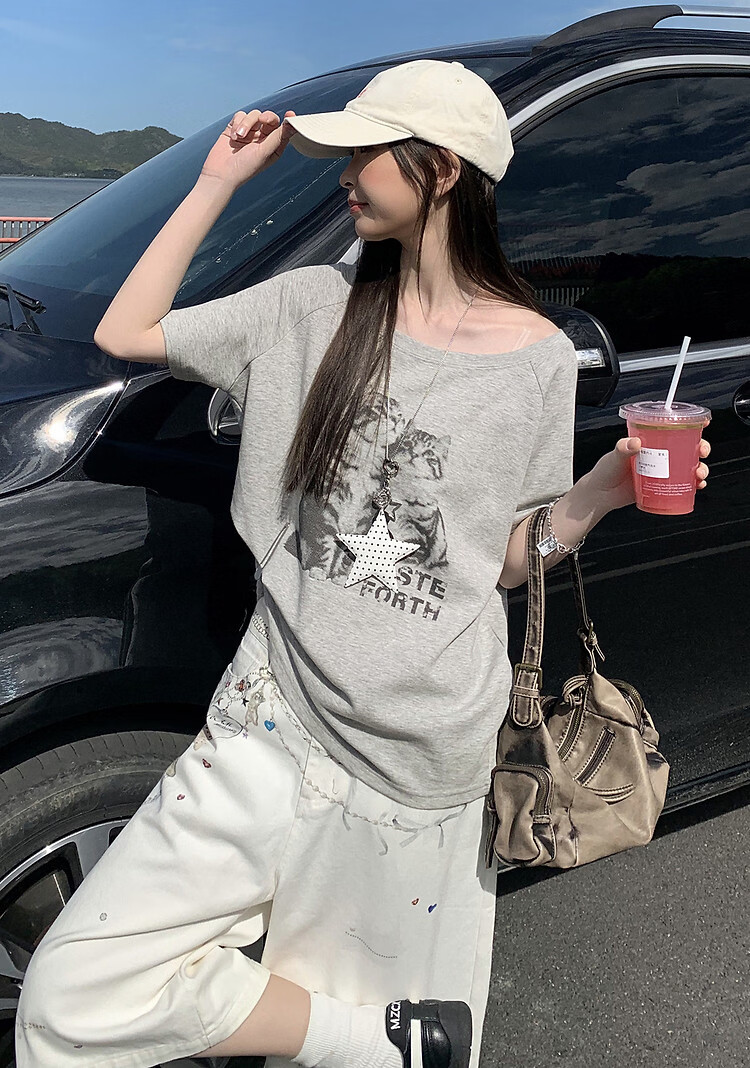 TonLion 2026 Summer New Off-Shoulder Design American Style Loose Slim Fit Short Sleeve T-Shirt for Women 2