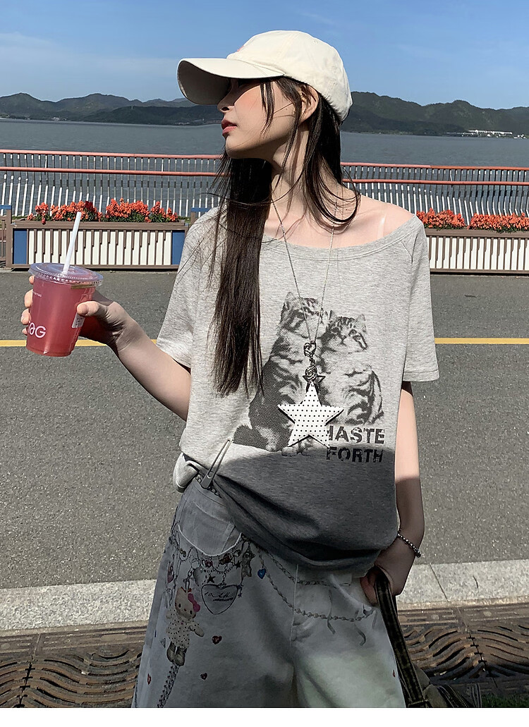 TonLion 2026 Summer New Off-Shoulder Design American Style Loose Slim Fit Short Sleeve T-Shirt for Women 7