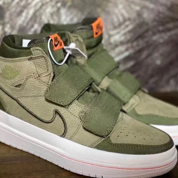 aj·1 乔一代双魔术贴高帮篮球鞋头层皮减震情侣百搭休闲板鞋秋冬 白