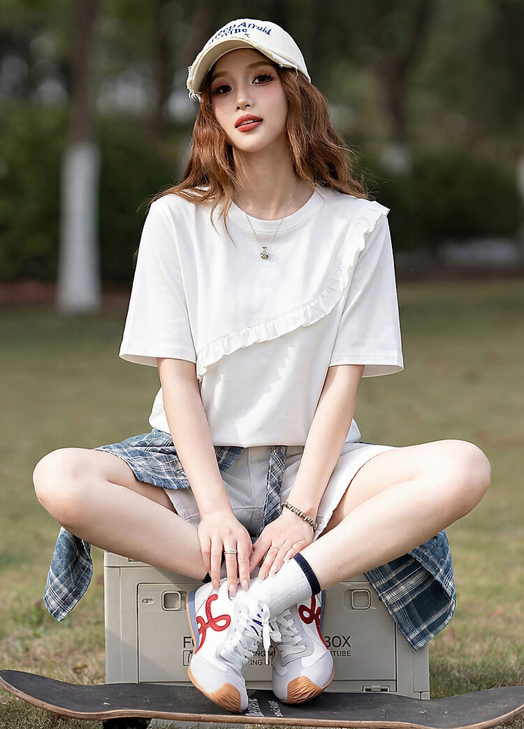 TonLion 2026 Summer New Women's Short Sleeve T-Shirt Loose Unique Chic Stylish Top 2