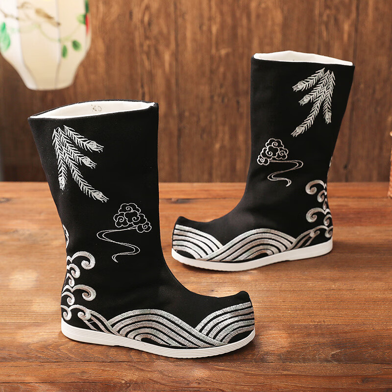 秋冬汉服靴子女古风靴侠客古装男鞋情侣翘头内增高皂靴中国风长靴