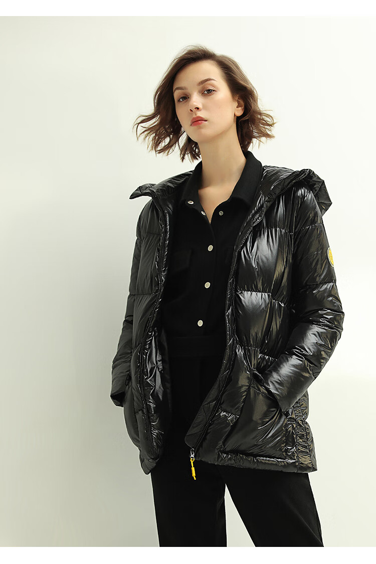cocobella时尚亮面羽绒服女御寒保暖90白鸭绒连帽外套ct1088 黑色 xl