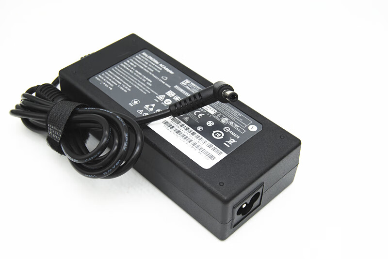 适用通用华硕飞行堡垒 天选电脑充电器19v6.32a20v7.