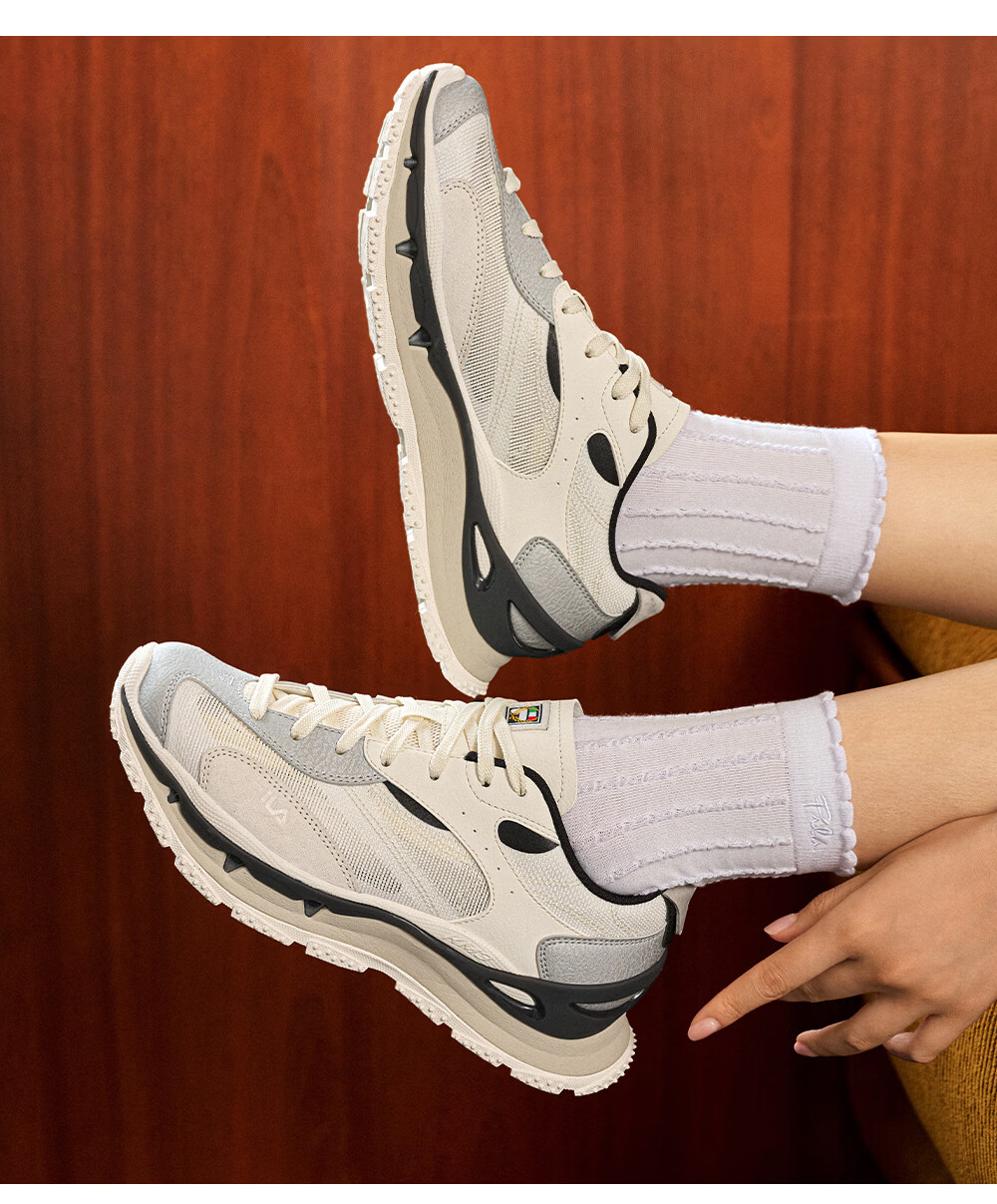 FILA KM3 Stackable Sneakers Women's Dad Shoes 2026 Autumn Thick Sole Casual Sports Shoes Yang Mi Edition 4