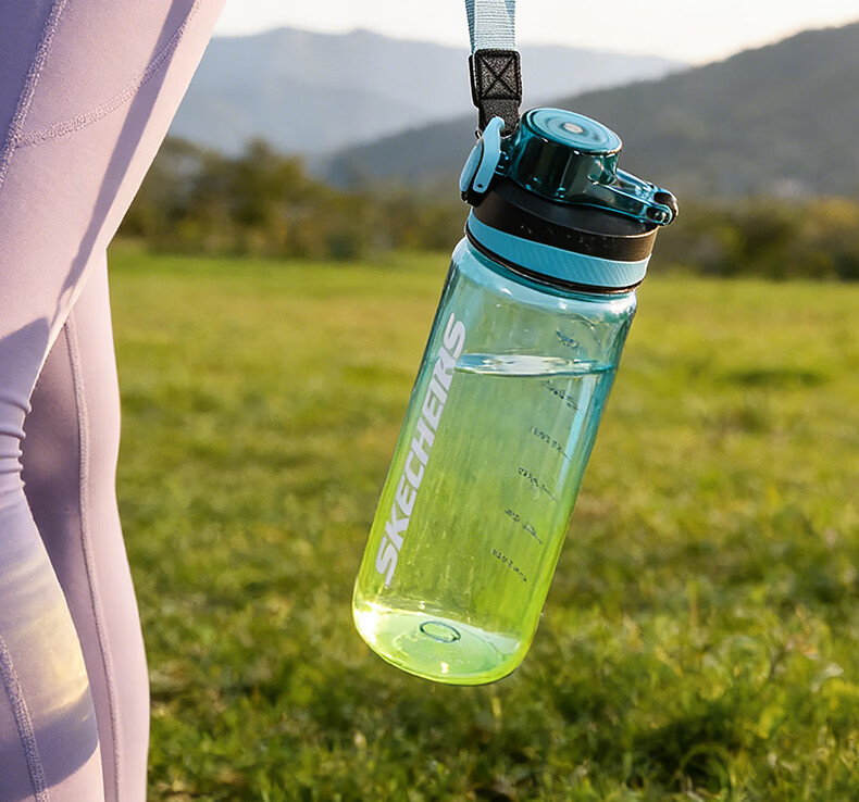 Skechers Large Capacity Tritan Sports Water Bottle for Men and Women Outdoor Fitness Portable Student Cup 24