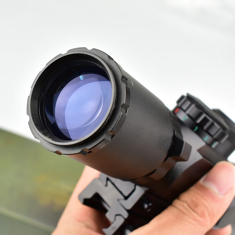 激光一体瞄准镜m83510x40e抗震高清红外线瞄准器吃鸡装备八倍镜20mm