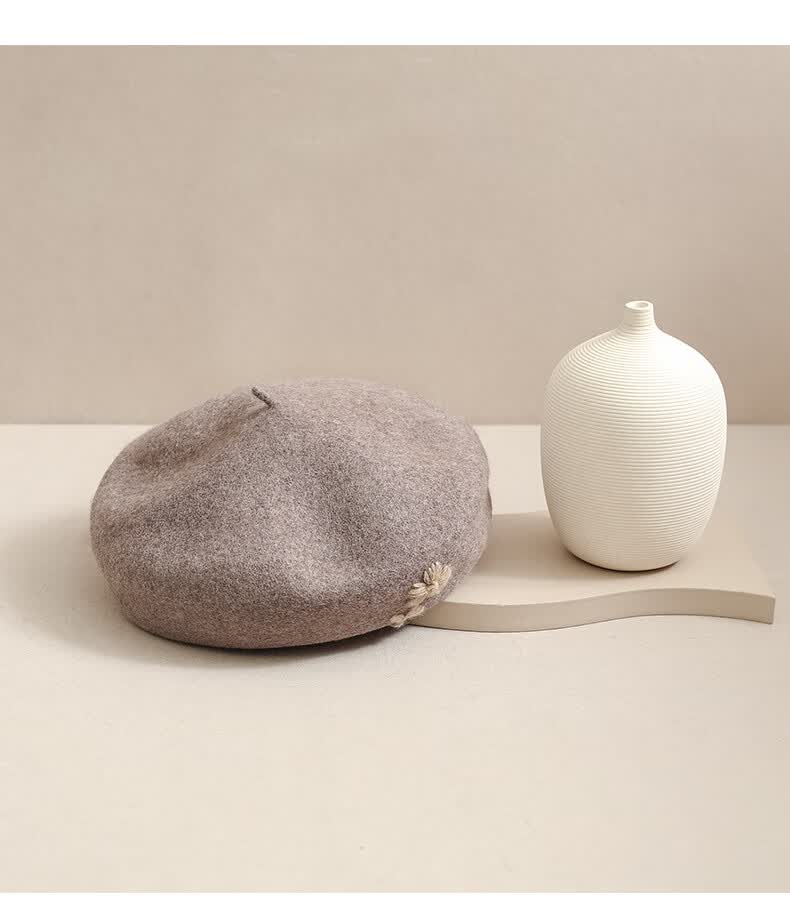 羊毛贝雷帽女韩版手工绣花画家帽日系复古南瓜蓓蕾帽 摩卡色 (54-58cm