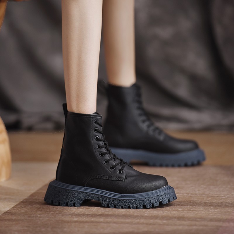 帅气欧美风气质圆头糖果色底撞色设计系带马丁靴街拍单女鞋官方旗舰店