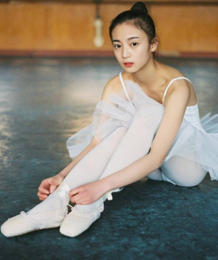 白色连裤袜不透肉女白色舞蹈袜秋冬加厚芭蕾舞袜200d天鹅绒连裤丝袜子