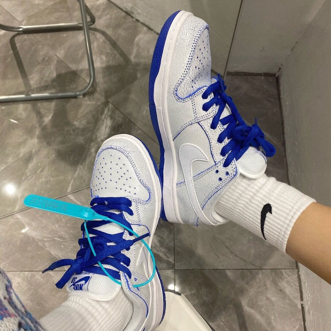 高版本纯原1v1(官方旗舰)sb dunk 爆裂纹冰蓝青花瓷运动休闲鞋男女