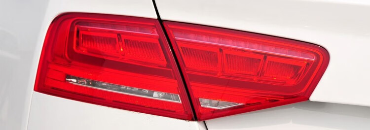 奕则兴适用奥迪a8后尾灯d410111213款后刹车倒车灯后转向灯led总成1只