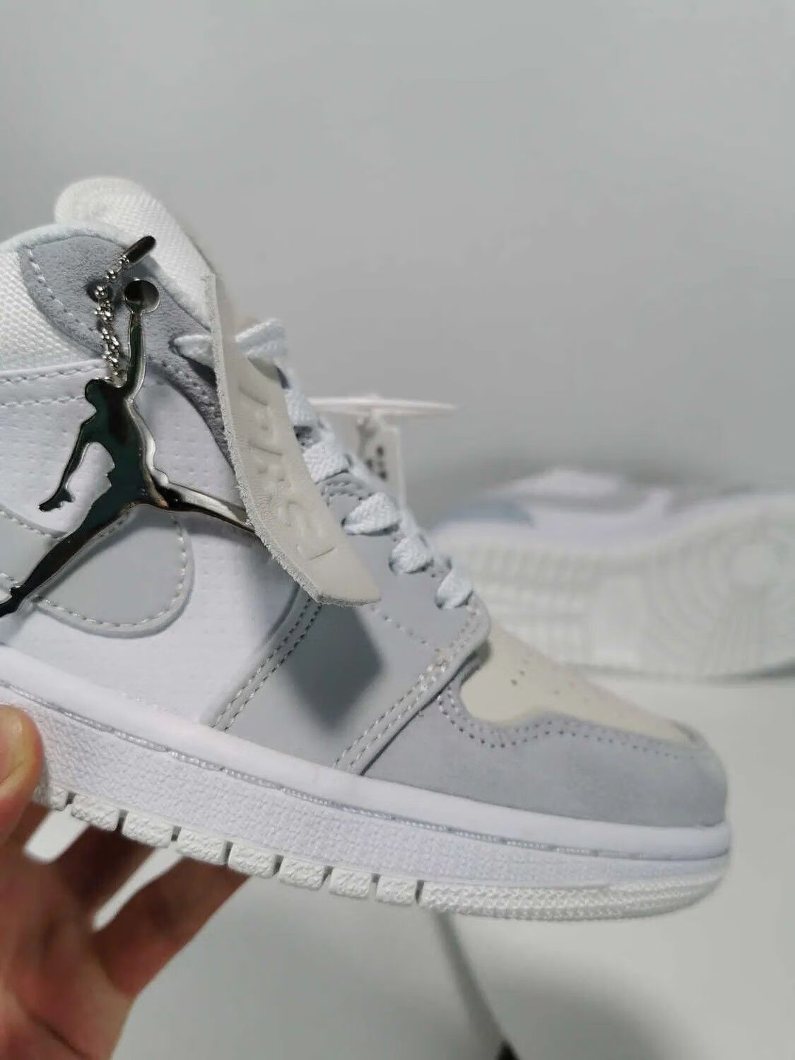 【官方旗舰】aj1 low paris小巴黎浅灰校园韩版百搭男女学生低帮板鞋