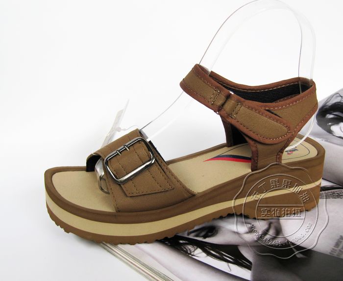 越南鞋坡跟凉鞋女夏季舒适百搭松糕休闲厚底中跟日常防滑品质定制款主