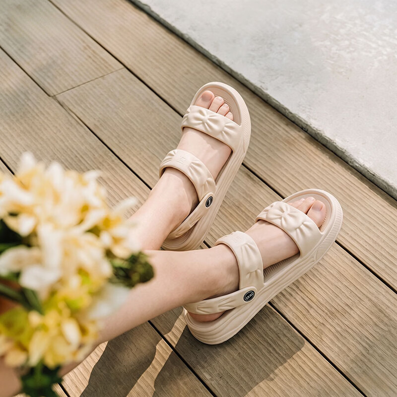 Warrior Women's Sandals 2026 Summer New Travel Wear with Skirts EVA Soft Sole Dual-Wear Beach Slippers 2