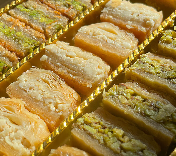 地中海猫土耳其原装进口tafe巴克拉瓦零食无糖果仁蜜饼精致点心高颜值