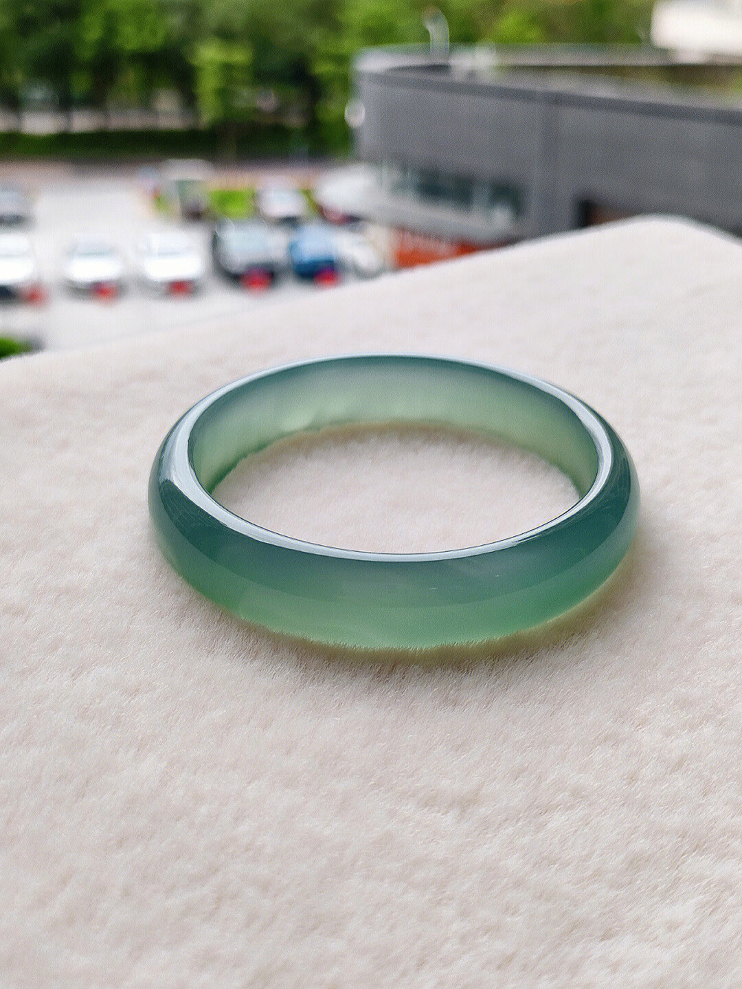 天i然湖水绿玛瑙玉髓油青色渐变手镯少女清新玉镯抖音小红书同款桔皇