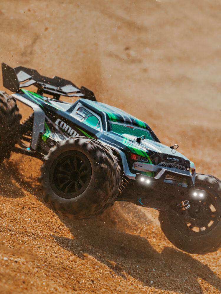 贝英杰 rc遥控车全比例加速遥控赛车成人四驱高速可漂移充电儿童玩具