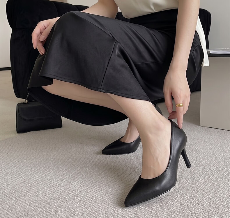 FOOTOPPO Women's Chunky Heel High Heels Interview Single Shoes Black Work Shoes for Flight Attendants Soft Sole Leather High Heels 12