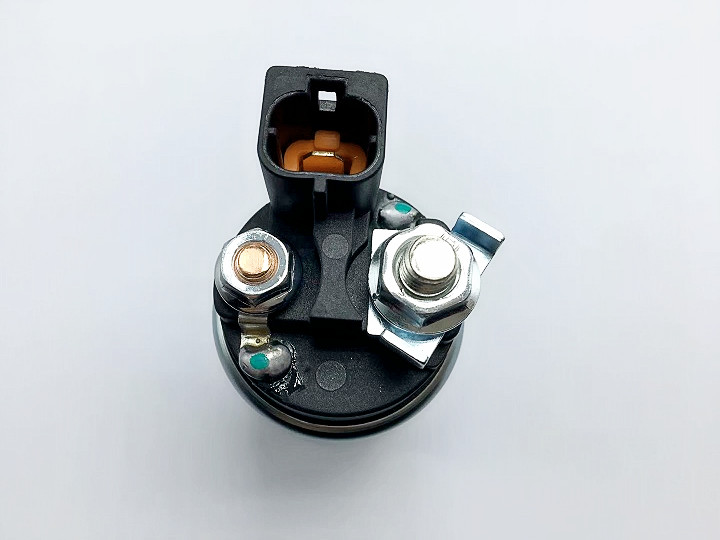 现代ix35 i30k2k3k4k5索八朗动起动机马达电磁开关磁力吸拉开关【图片